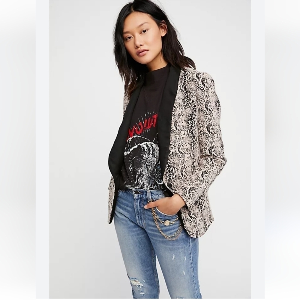 Free People Modern Femme Blazer size XS - Picture 1 of 7